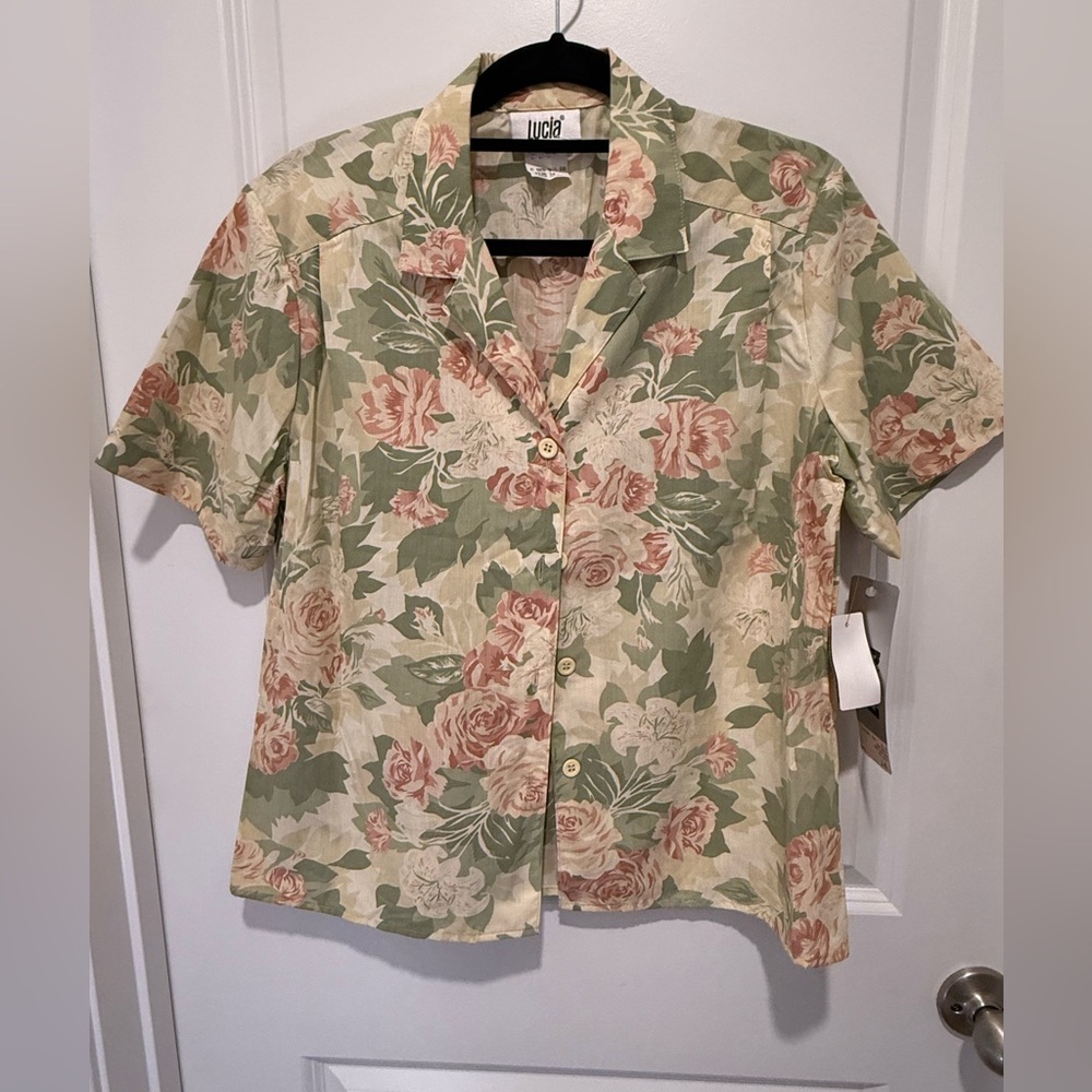 Lucia Floral Button Down Shirt - Green and Cream